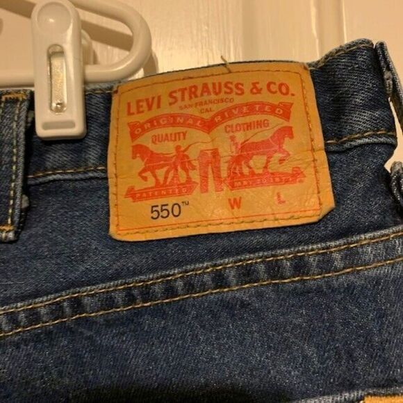 LEVI'S 550 RELAXED SIZE 50X30 JEANS - Picture 3 of 5